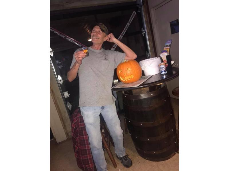 Barrel Bar & Burgers , Carroll Ohio